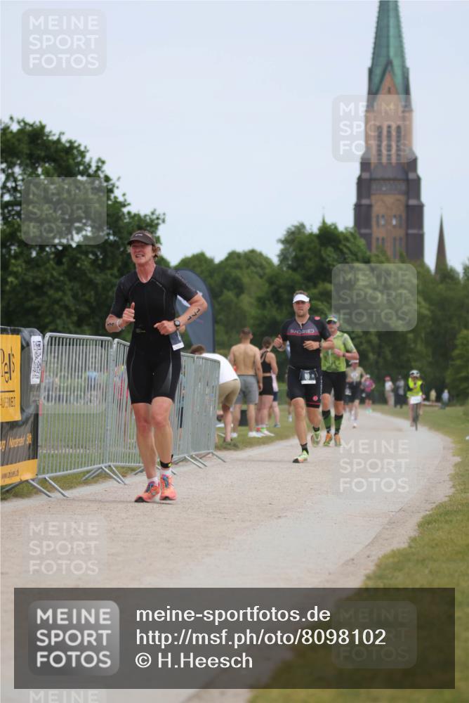 22.06.2025 - Viking Triathlon H.Heesch http://msf.ph/oto/8098102 22.06.2025 13:13:59 Laufen 20, 80, 171, 177, 387 meine-sportfotos.de