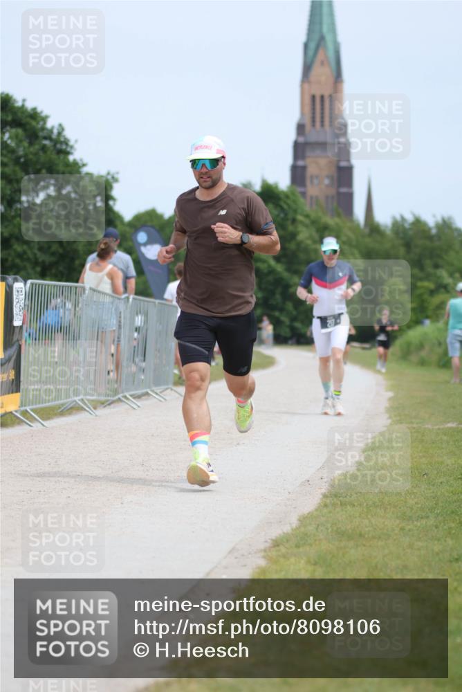 22.06.2025 - Viking Triathlon H.Heesch http://msf.ph/oto/8098106 22.06.2025 13:30:03 Laufen 217, 645, 653 meine-sportfotos.de