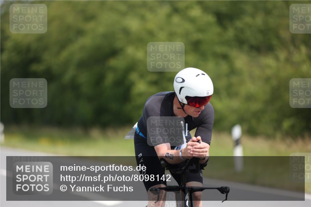 22.06.2025 - Viking Triathlon Yannick Fuchs http://msf.ph/oto/8098142 22.06.2025 12:00:44 Radfahren 98, 276, 305, 438, 439 meine-sportfotos.de