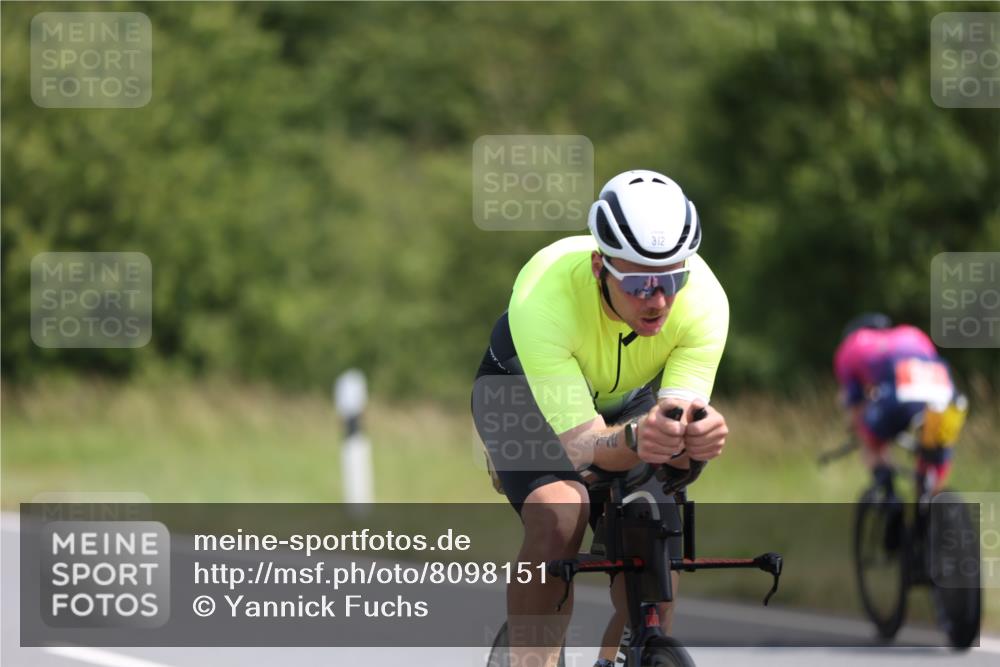 22.06.2025 - Viking Triathlon Yannick Fuchs http://msf.ph/oto/8098151 22.06.2025 11:22:50 Radfahren 2, 40, 134, 161, 209, 312, 316, 456, 506, 610 meine-sportfotos.de