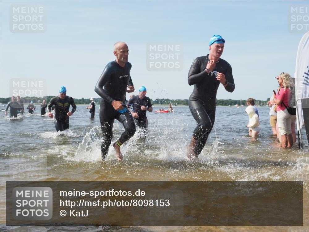 22.06.2025 - Viking Triathlon KatJ http://msf.ph/oto/8098153 22.06.2025 10:31:54 Schwimmen 63, 87, 99, 124, 125, 224, 435, 449, 488, 507, 555, 658 meine-sportfotos.de