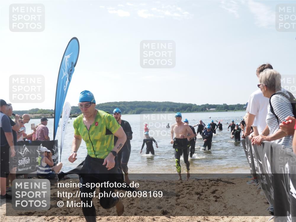 22.06.2025 - Viking Triathlon MichiJ http://msf.ph/oto/8098169 22.06.2025 10:43:13 Schwimmen 31, 66, 109, 110, 115, 128, 167, 186, 328, 358, 483, 489 meine-sportfotos.de