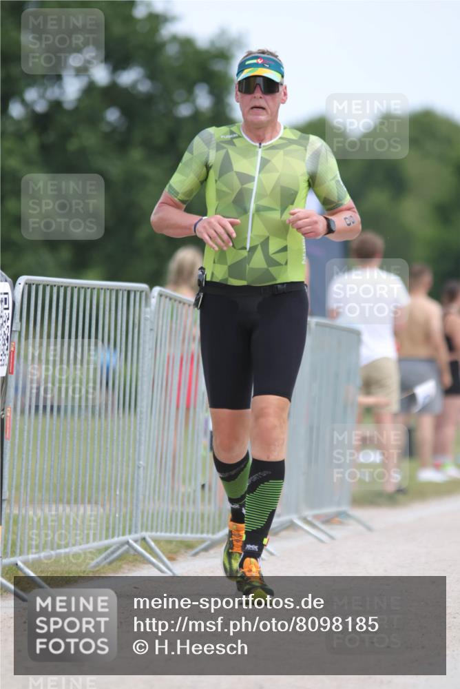 22.06.2025 - Viking Triathlon H.Heesch http://msf.ph/oto/8098185 22.06.2025 13:14:06 Laufen 50, 80, 171 meine-sportfotos.de