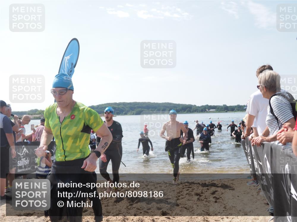 22.06.2025 - Viking Triathlon MichiJ http://msf.ph/oto/8098186 22.06.2025 10:43:13 Schwimmen 31, 66, 109, 110, 115, 128, 167, 186, 328, 358, 483, 489 meine-sportfotos.de