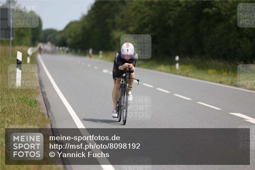 22.06.2025 - Viking Triathlon Yannick Fuchs http://msf.ph/oto/8098192 22.06.2025 12:00:50 Radfahren 6, 276, 438, 439 meine-sportfotos.de
