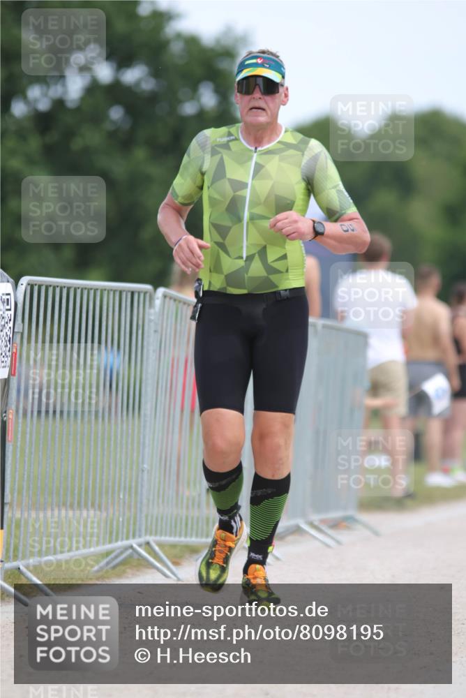 22.06.2025 - Viking Triathlon H.Heesch http://msf.ph/oto/8098195 22.06.2025 13:14:06 Laufen 50, 80, 171 meine-sportfotos.de