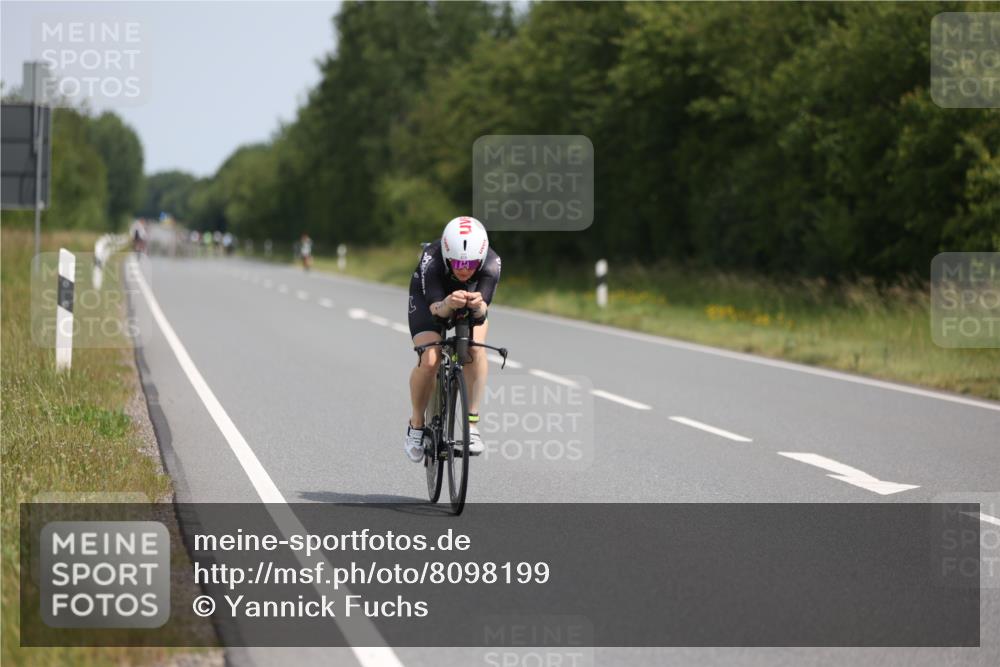 22.06.2025 - Viking Triathlon Yannick Fuchs http://msf.ph/oto/8098199 22.06.2025 12:00:50 Radfahren 6, 276, 438, 439 meine-sportfotos.de