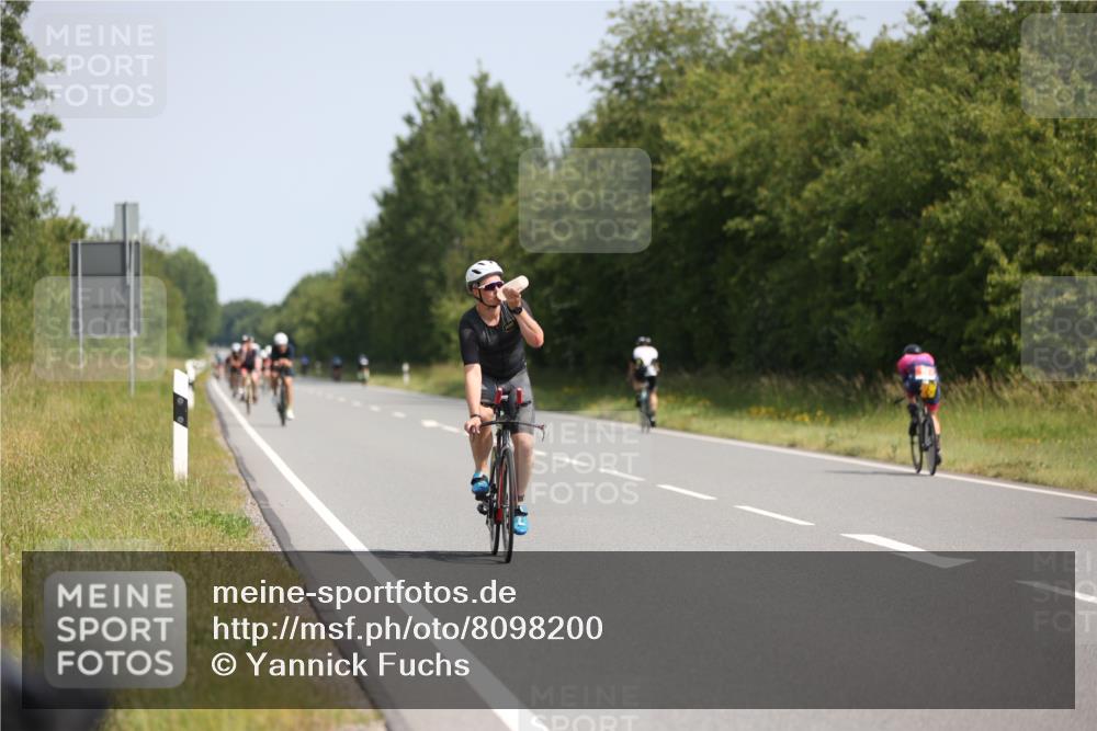 22.06.2025 - Viking Triathlon Yannick Fuchs http://msf.ph/oto/8098200 22.06.2025 11:22:52 Radfahren 2, 40, 81, 134, 161, 312, 316, 456 meine-sportfotos.de