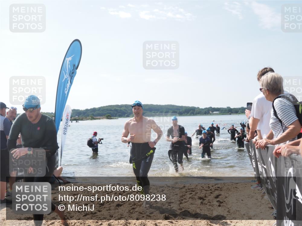 22.06.2025 - Viking Triathlon MichiJ http://msf.ph/oto/8098238 22.06.2025 10:43:14 Schwimmen 31, 109, 110, 115, 128, 167, 186, 328, 358, 483, 489 meine-sportfotos.de