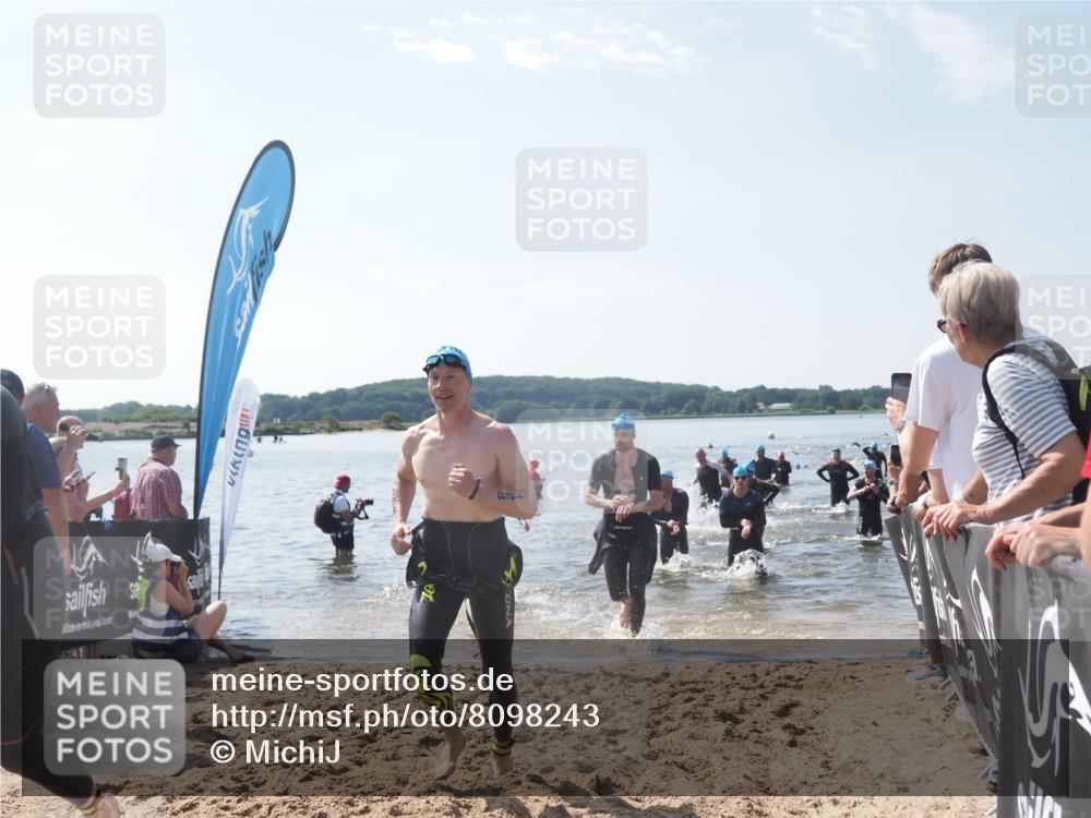 22.06.2025 - Viking Triathlon MichiJ http://msf.ph/oto/8098243 22.06.2025 10:43:15 Schwimmen 31, 109, 110, 115, 128, 167, 186, 328, 358, 483, 489 meine-sportfotos.de