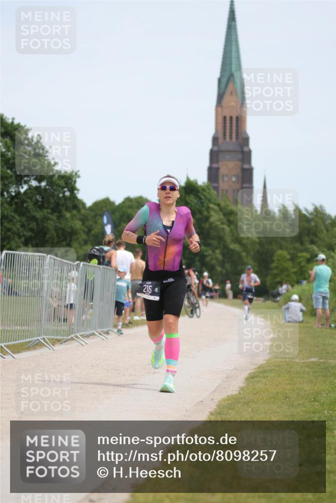 22.06.2025 - Viking Triathlon H.Heesch http://msf.ph/oto/8098257 22.06.2025 13:14:27 Laufen 215 meine-sportfotos.de