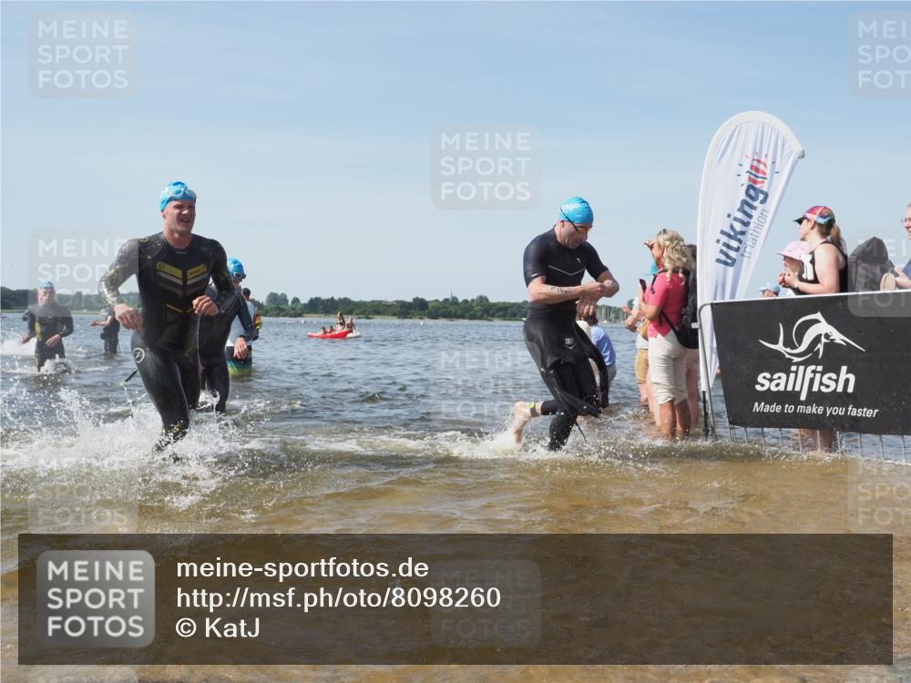 22.06.2025 - Viking Triathlon KatJ http://msf.ph/oto/8098260 22.06.2025 10:31:56 Schwimmen 63, 87, 99, 124, 125, 224, 226, 271, 435, 449, 464, 488, 507, 555, 658 meine-sportfotos.de