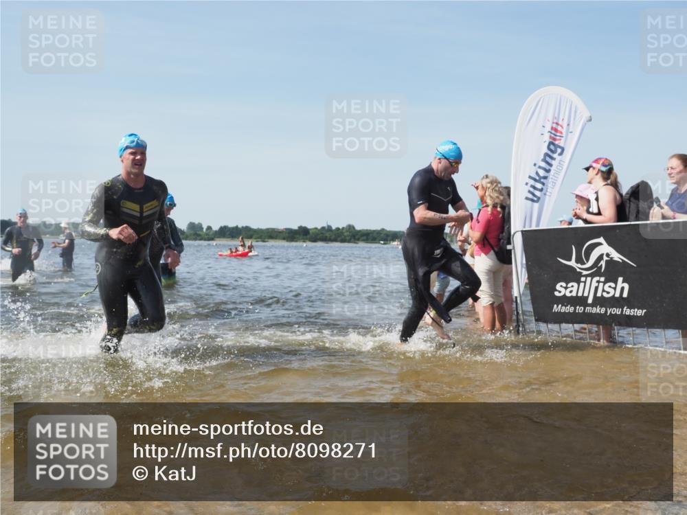 22.06.2025 - Viking Triathlon KatJ http://msf.ph/oto/8098271 22.06.2025 10:31:56 Schwimmen 63, 87, 99, 124, 125, 224, 226, 271, 435, 449, 464, 488, 507, 555, 658 meine-sportfotos.de