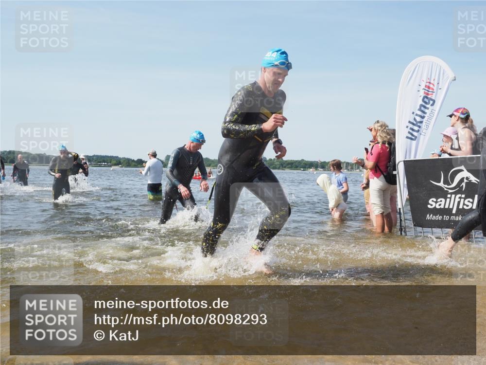 22.06.2025 - Viking Triathlon KatJ http://msf.ph/oto/8098293 22.06.2025 10:31:57 Schwimmen 63, 87, 99, 124, 125, 193, 224, 226, 271, 435, 449, 464, 488, 507, 555, 658 meine-sportfotos.de