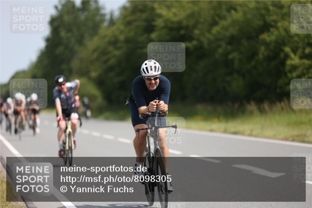 22.06.2025 - Viking Triathlon Yannick Fuchs http://msf.ph/oto/8098305 22.06.2025 11:22:58 Radfahren 20, 46, 81, 88, 161, 232, 265, 456, 532 meine-sportfotos.de