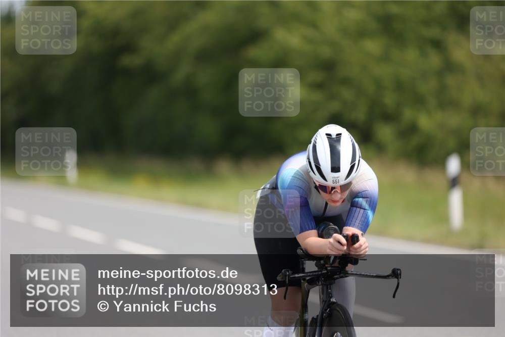 22.06.2025 - Viking Triathlon Yannick Fuchs http://msf.ph/oto/8098313 22.06.2025 12:01:15 Radfahren 63, 246, 406, 467, 491, 551 meine-sportfotos.de