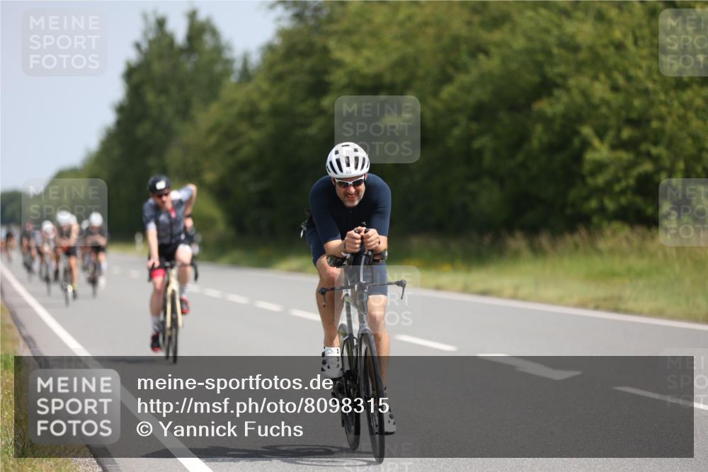 22.06.2025 - Viking Triathlon Yannick Fuchs http://msf.ph/oto/8098315 22.06.2025 11:22:58 Radfahren 20, 46, 81, 88, 161, 232, 265, 456, 532 meine-sportfotos.de