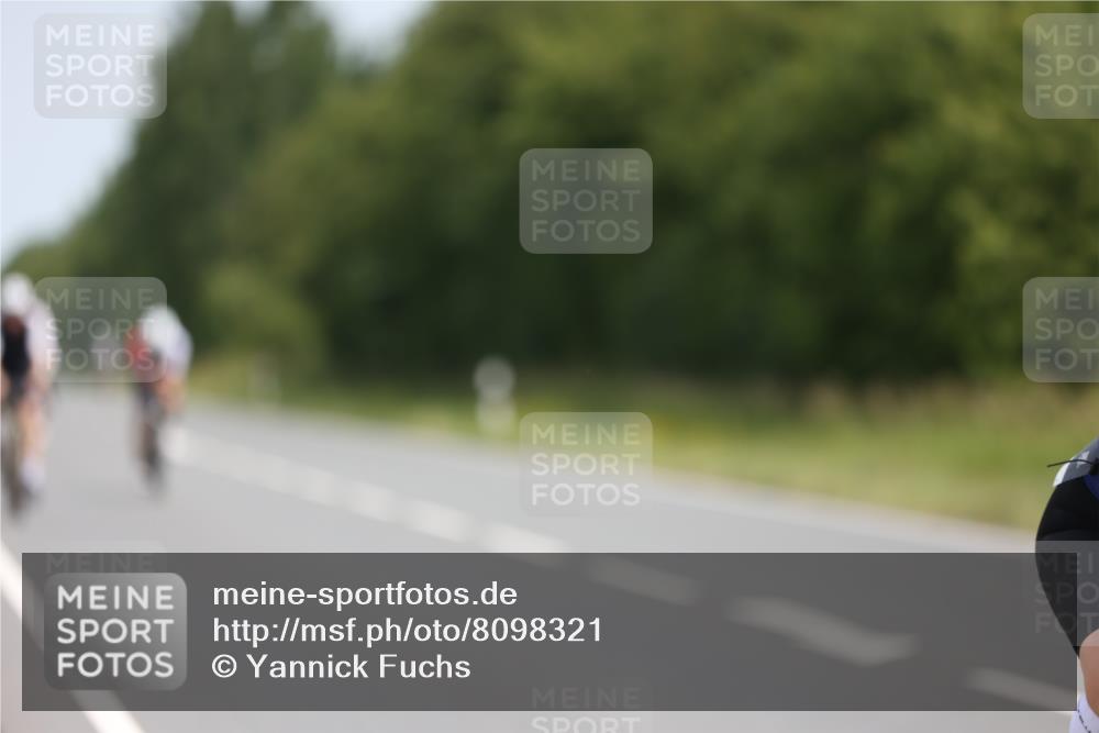 22.06.2025 - Viking Triathlon Yannick Fuchs http://msf.ph/oto/8098321 22.06.2025 12:01:15 Radfahren 63, 246, 406, 467, 491, 551 meine-sportfotos.de