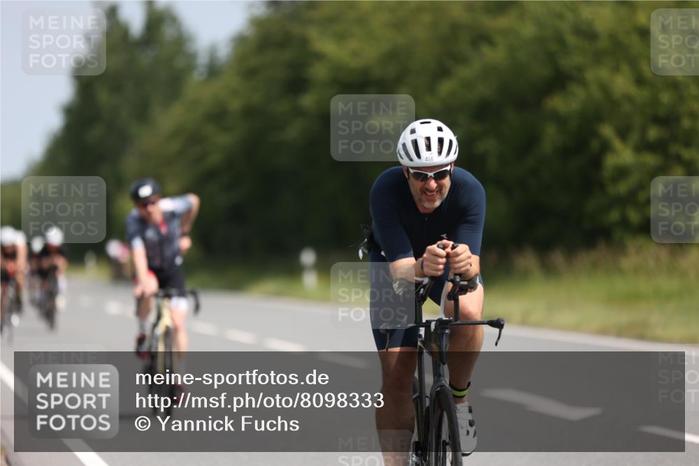 22.06.2025 - Viking Triathlon Yannick Fuchs http://msf.ph/oto/8098333 22.06.2025 11:22:59 Radfahren 20, 46, 81, 88, 161, 232, 265, 456, 532 meine-sportfotos.de