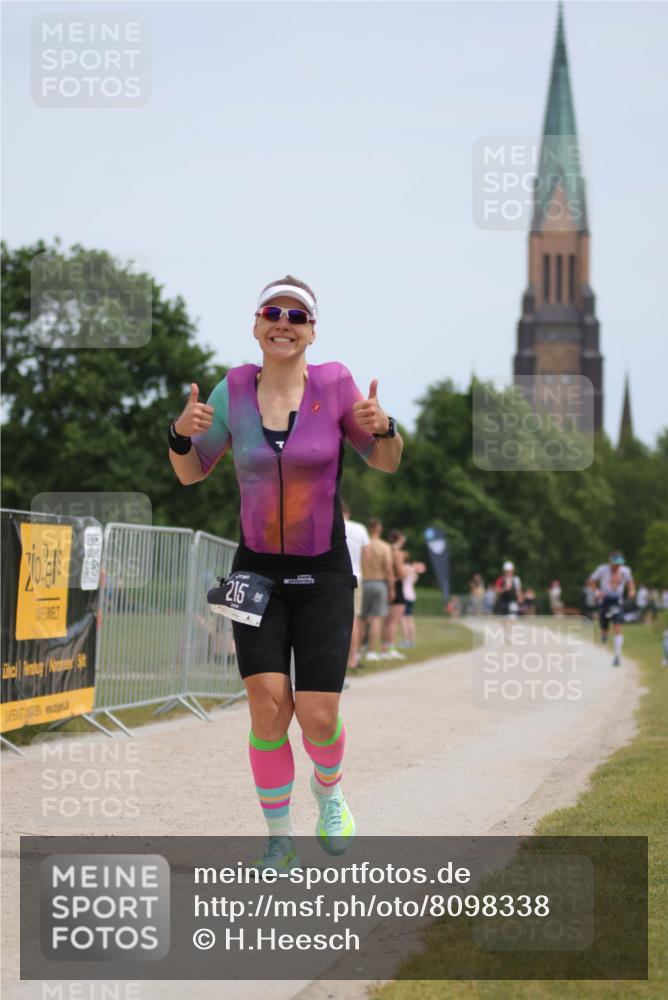 22.06.2025 - Viking Triathlon H.Heesch http://msf.ph/oto/8098338 22.06.2025 13:14:28 Laufen 215 meine-sportfotos.de