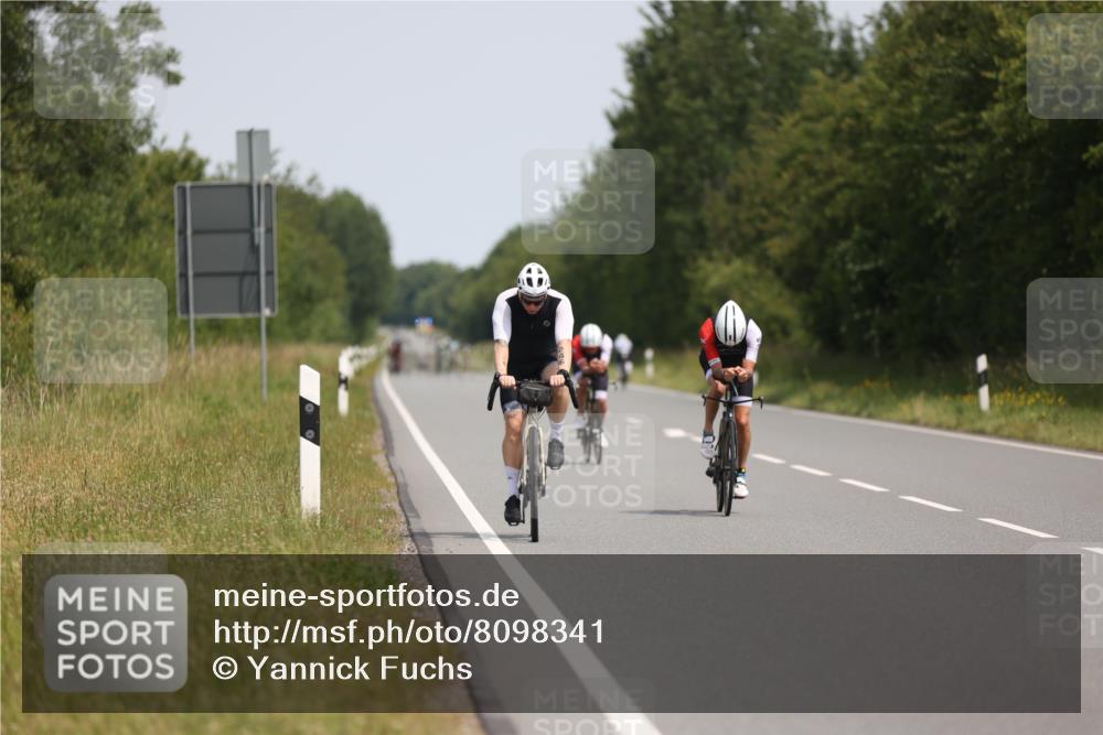 22.06.2025 - Viking Triathlon Yannick Fuchs http://msf.ph/oto/8098341 22.06.2025 12:01:16 Radfahren 63, 246, 406, 467, 491, 551 meine-sportfotos.de