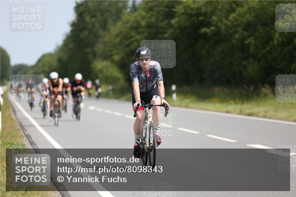 22.06.2025 - Viking Triathlon Yannick Fuchs http://msf.ph/oto/8098343 22.06.2025 11:22:59 Radfahren 20, 46, 81, 88, 161, 232, 265, 456, 532 meine-sportfotos.de