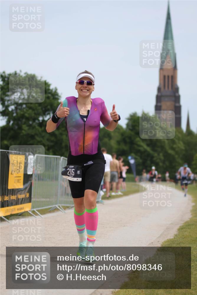 22.06.2025 - Viking Triathlon H.Heesch http://msf.ph/oto/8098346 22.06.2025 13:14:28 Laufen 215 meine-sportfotos.de