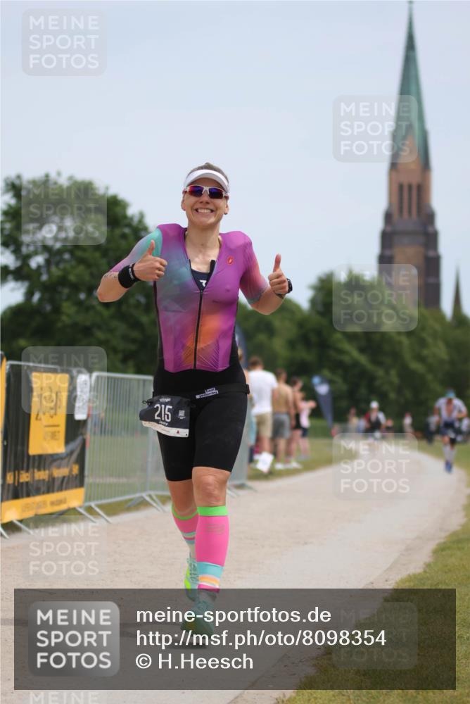 22.06.2025 - Viking Triathlon H.Heesch http://msf.ph/oto/8098354 22.06.2025 13:14:29 Laufen 215 meine-sportfotos.de