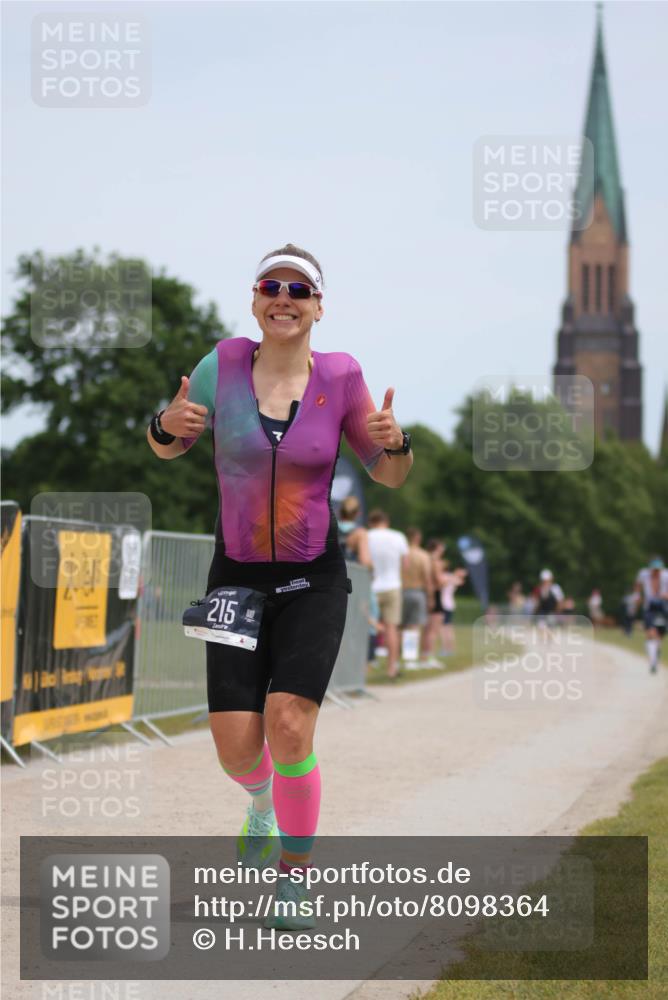 22.06.2025 - Viking Triathlon H.Heesch http://msf.ph/oto/8098364 22.06.2025 13:14:29 Laufen 215 meine-sportfotos.de