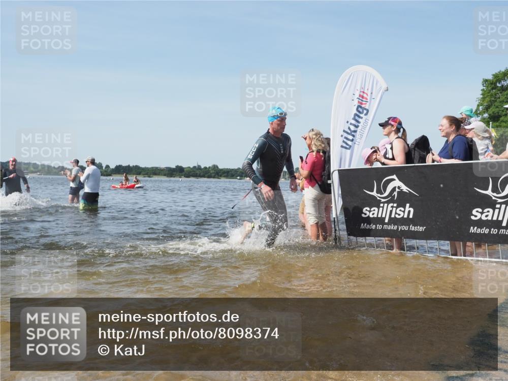 22.06.2025 - Viking Triathlon KatJ http://msf.ph/oto/8098374 22.06.2025 10:31:59 Schwimmen 63, 87, 124, 125, 193, 226, 271, 435, 449, 464, 488, 507, 658 meine-sportfotos.de