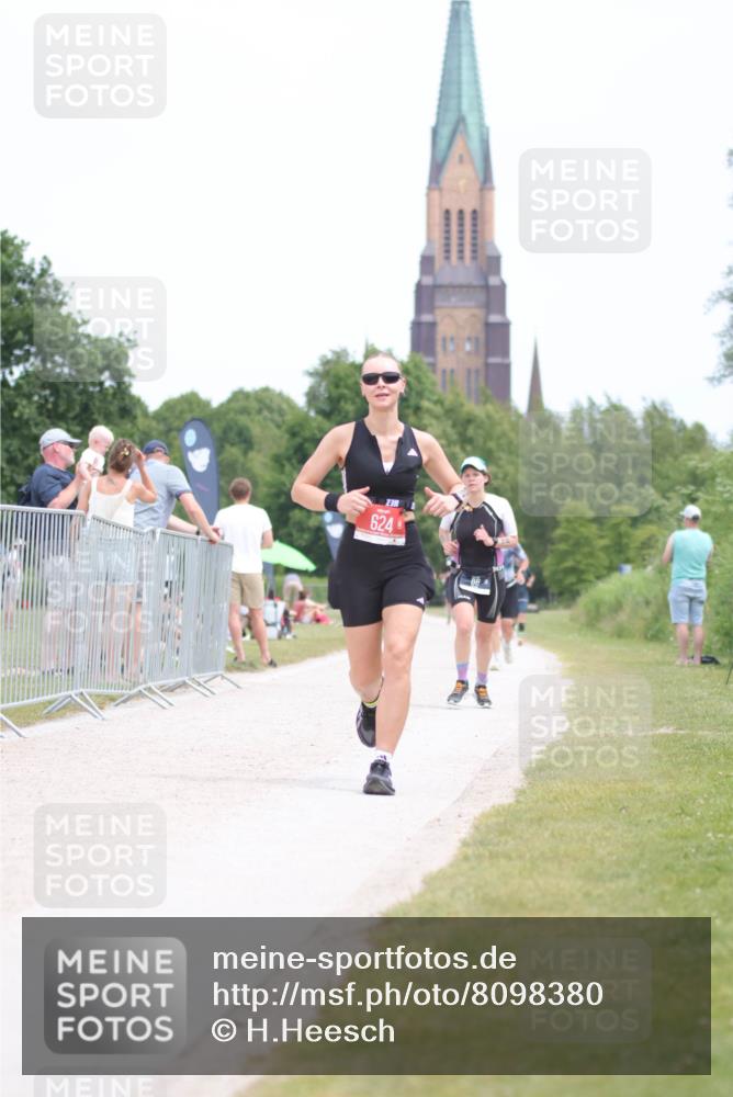 22.06.2025 - Viking Triathlon H.Heesch http://msf.ph/oto/8098380 22.06.2025 13:30:24 Laufen 58, 86, 530, 624 meine-sportfotos.de