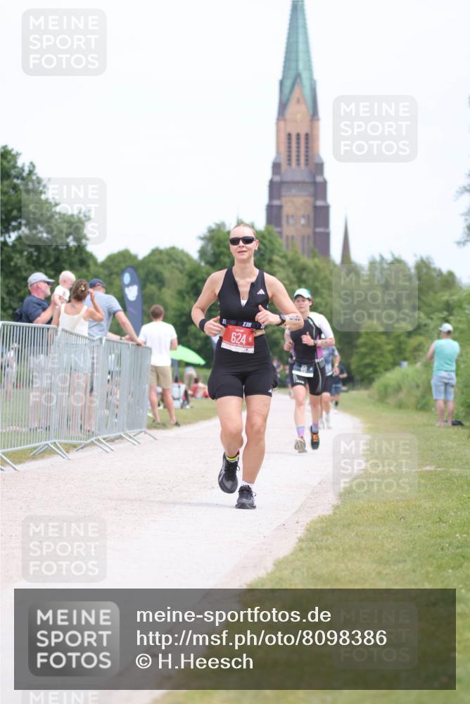 22.06.2025 - Viking Triathlon H.Heesch http://msf.ph/oto/8098386 22.06.2025 13:30:24 Laufen 58, 86, 530, 624 meine-sportfotos.de