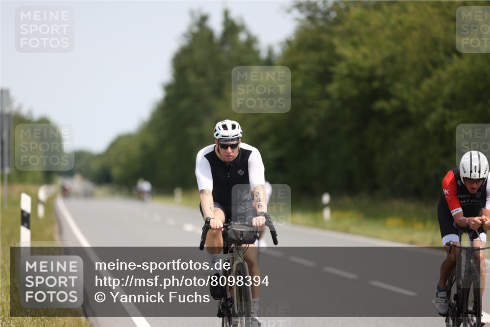 22.06.2025 - Viking Triathlon Yannick Fuchs http://msf.ph/oto/8098394 22.06.2025 12:01:18 Radfahren 63, 246, 406, 467, 491, 551 meine-sportfotos.de