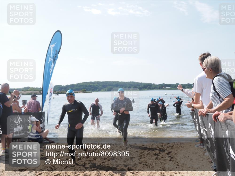 22.06.2025 - Viking Triathlon MichiJ http://msf.ph/oto/8098395 22.06.2025 10:43:18 Schwimmen 31, 109, 110, 115, 167, 257, 328, 358, 483, 489 meine-sportfotos.de