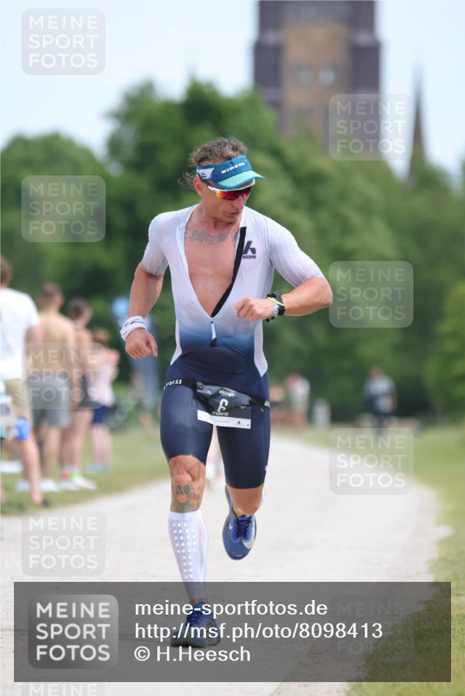 22.06.2025 - Viking Triathlon H.Heesch http://msf.ph/oto/8098413 22.06.2025 13:14:37 Laufen 6 meine-sportfotos.de