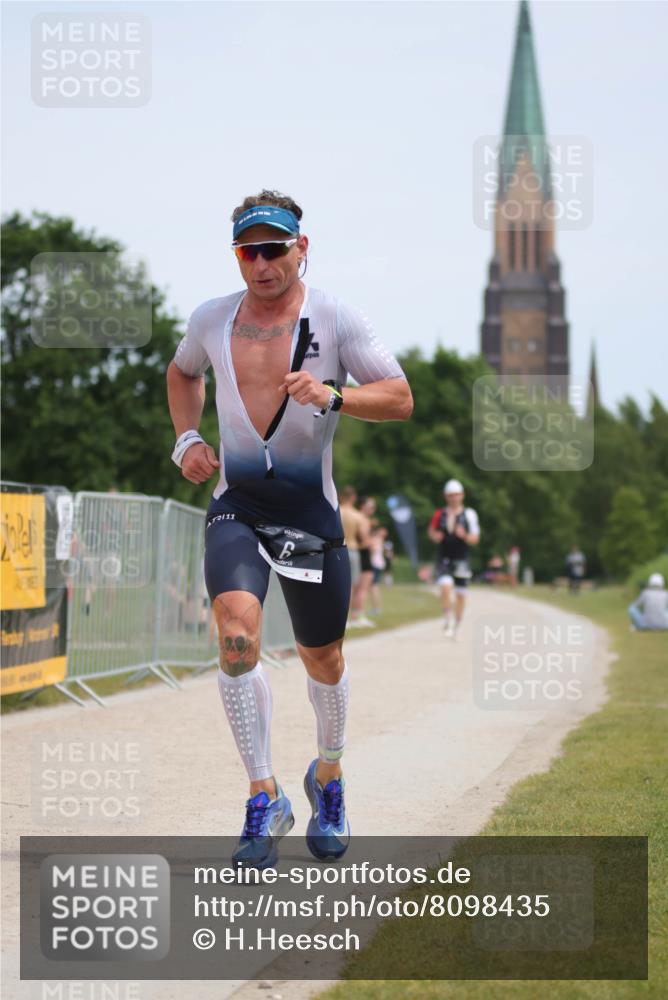 22.06.2025 - Viking Triathlon H.Heesch http://msf.ph/oto/8098435 22.06.2025 13:14:39 Laufen 6, 385 meine-sportfotos.de