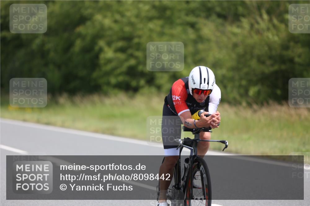 22.06.2025 - Viking Triathlon Yannick Fuchs http://msf.ph/oto/8098442 22.06.2025 12:01:21 Radfahren 63, 246, 406, 467, 491, 615 meine-sportfotos.de