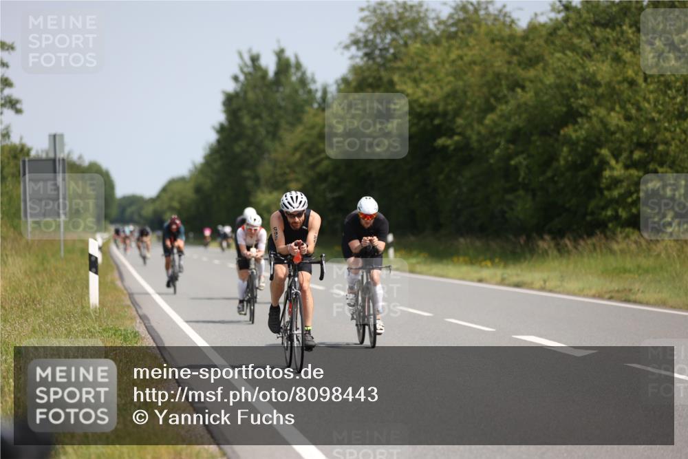 22.06.2025 - Viking Triathlon Yannick Fuchs http://msf.ph/oto/8098443 22.06.2025 11:23:02 Radfahren 20, 46, 81, 88, 161, 232, 265, 456, 532, 552 meine-sportfotos.de