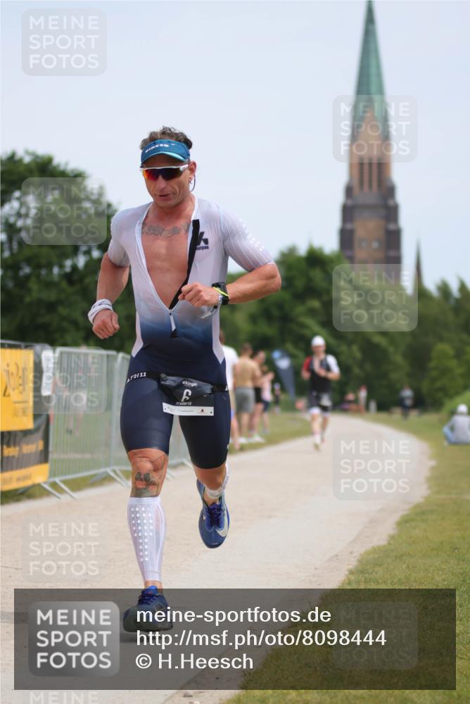 22.06.2025 - Viking Triathlon H.Heesch http://msf.ph/oto/8098444 22.06.2025 13:14:39 Laufen 6, 385 meine-sportfotos.de