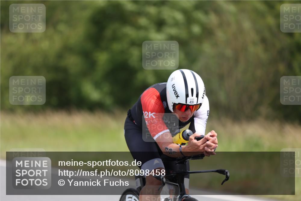 22.06.2025 - Viking Triathlon Yannick Fuchs http://msf.ph/oto/8098458 22.06.2025 12:01:21 Radfahren 63, 246, 406, 467, 491, 615 meine-sportfotos.de