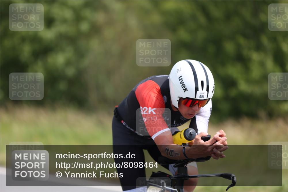 22.06.2025 - Viking Triathlon Yannick Fuchs http://msf.ph/oto/8098464 22.06.2025 12:01:22 Radfahren 63, 246, 406, 467, 491, 615 meine-sportfotos.de