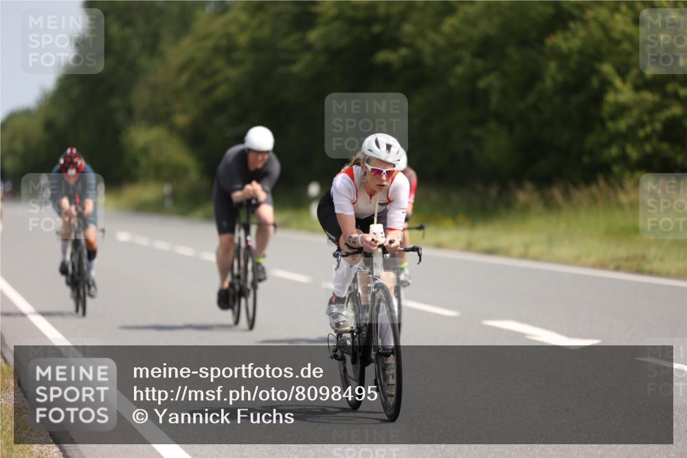 22.06.2025 - Viking Triathlon Yannick Fuchs http://msf.ph/oto/8098495 22.06.2025 11:23:03 Radfahren 20, 46, 81, 88, 161, 232, 265, 456, 532, 552 meine-sportfotos.de