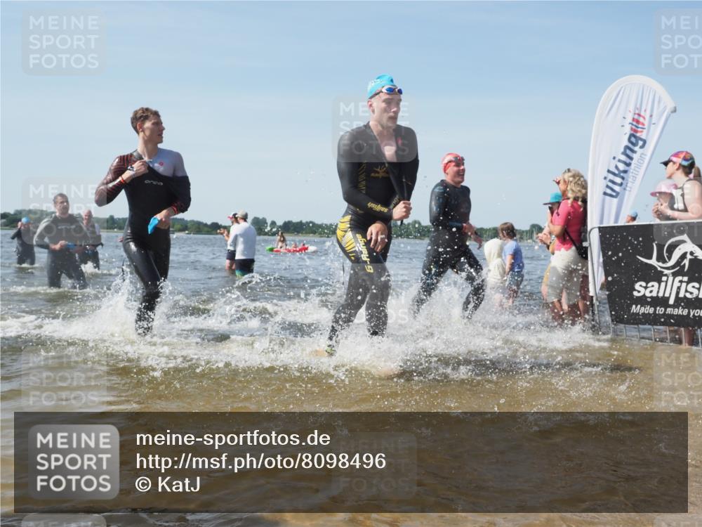 22.06.2025 - Viking Triathlon KatJ http://msf.ph/oto/8098496 22.06.2025 10:32:02 Schwimmen 63, 87, 193, 207, 226, 271, 435, 449, 464, 488, 507, 658 meine-sportfotos.de