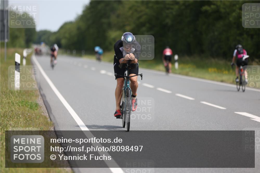 22.06.2025 - Viking Triathlon Yannick Fuchs http://msf.ph/oto/8098497 22.06.2025 12:01:40 Radfahren 16, 36, 146, 147, 448 meine-sportfotos.de