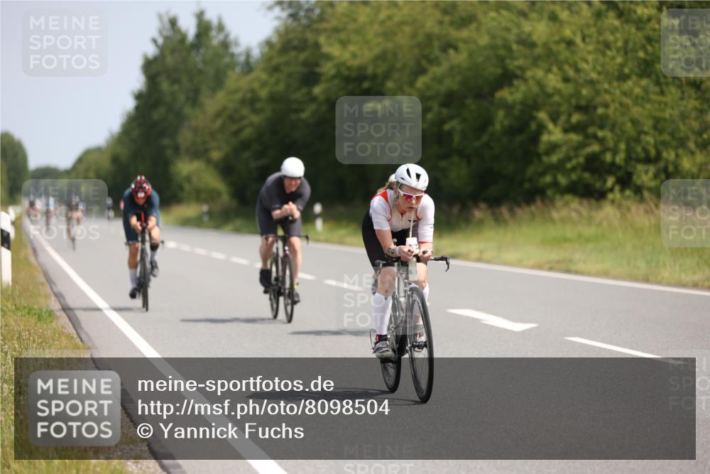 22.06.2025 - Viking Triathlon Yannick Fuchs http://msf.ph/oto/8098504 22.06.2025 11:23:04 Radfahren 20, 46, 81, 88, 161, 232, 265, 532, 552 meine-sportfotos.de