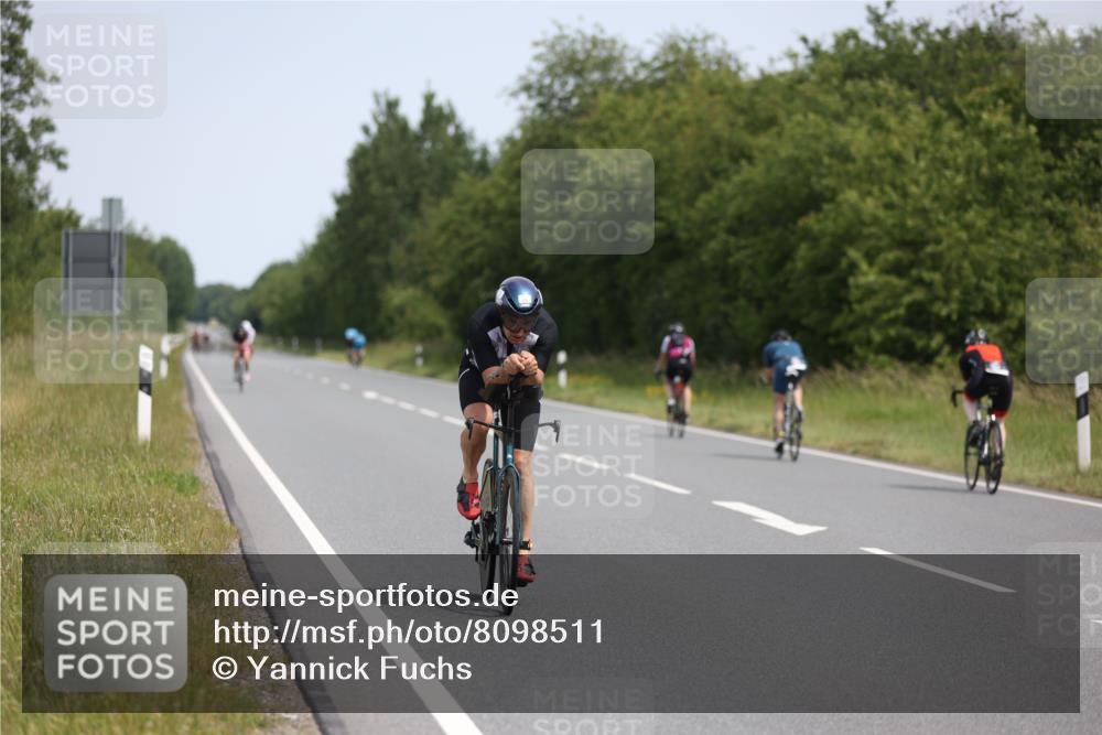 22.06.2025 - Viking Triathlon Yannick Fuchs http://msf.ph/oto/8098511 22.06.2025 12:01:40 Radfahren 16, 36, 146, 147, 448 meine-sportfotos.de