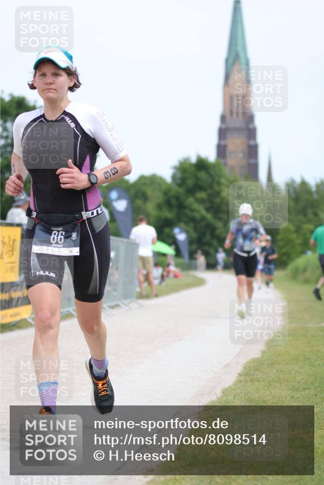 22.06.2025 - Viking Triathlon H.Heesch http://msf.ph/oto/8098514 22.06.2025 13:30:30 Laufen 86, 454, 624 meine-sportfotos.de
