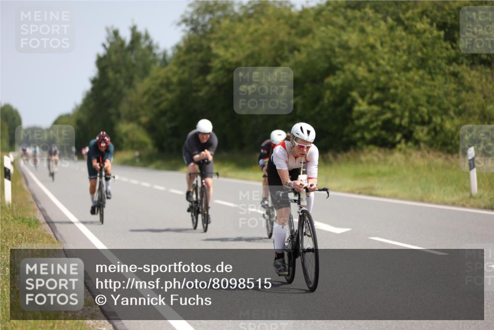22.06.2025 - Viking Triathlon Yannick Fuchs http://msf.ph/oto/8098515 22.06.2025 11:23:04 Radfahren 20, 46, 81, 88, 161, 232, 265, 532, 552 meine-sportfotos.de