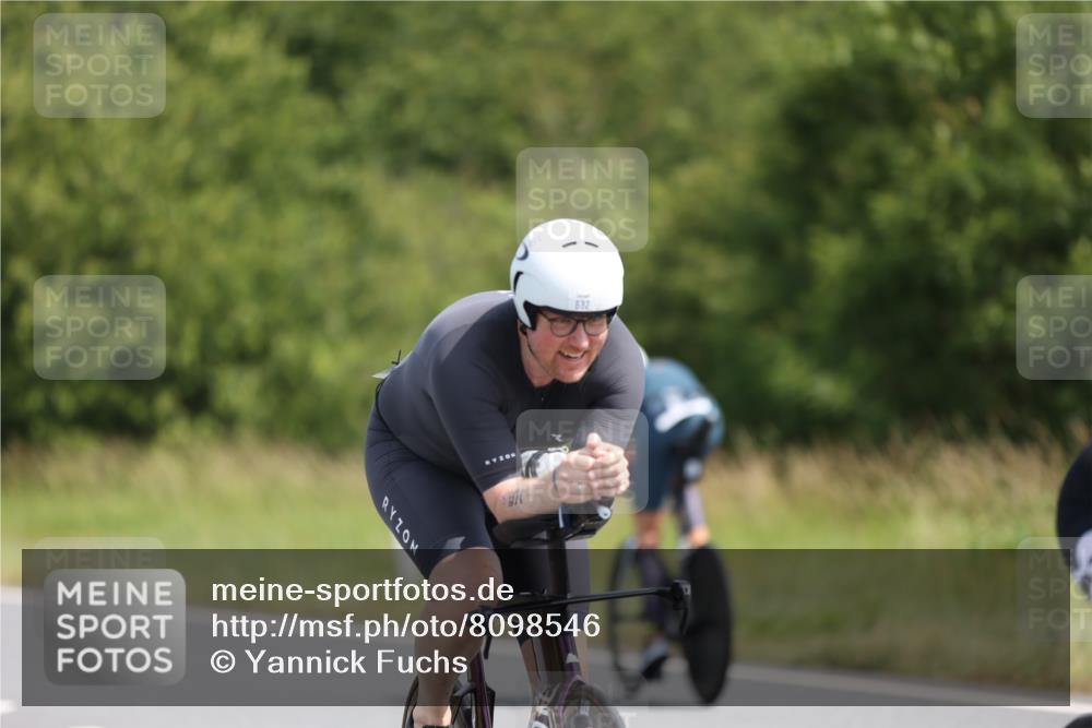 22.06.2025 - Viking Triathlon Yannick Fuchs http://msf.ph/oto/8098546 22.06.2025 11:23:05 Radfahren 20, 46, 81, 88, 232, 265, 431, 532, 552 meine-sportfotos.de
