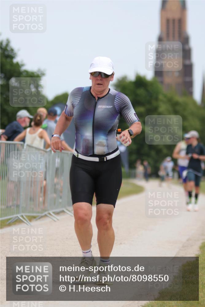 22.06.2025 - Viking Triathlon H.Heesch http://msf.ph/oto/8098550 22.06.2025 13:30:34 Laufen 86, 184, 454, 623 meine-sportfotos.de